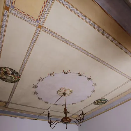 Il Pozzo Fiorito * Cossombrato