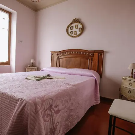 Il Pozzo Fiorito Apartmán Cossombrato