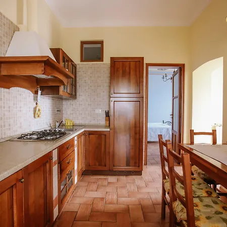 Il Pozzo Fiorito Apartmán Cossombrato