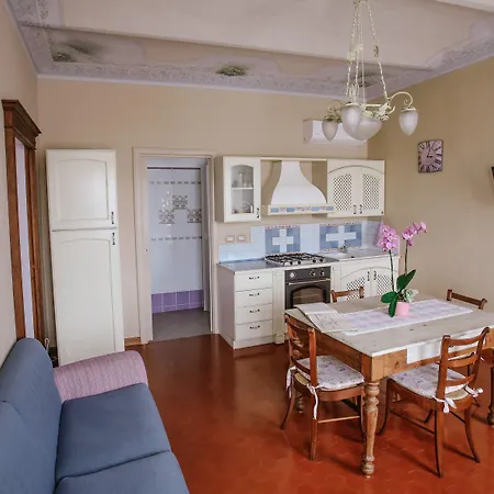 Il Pozzo Fiorito Apartmán Cossombrato